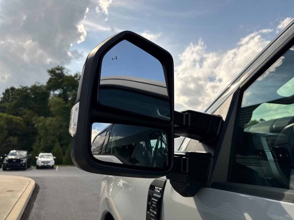 New 2026 Avalanche Ford XLT image 25