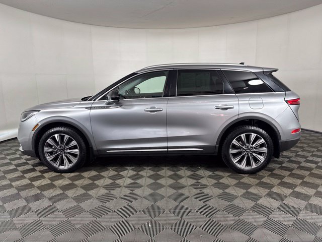 Used 2021 Silver Lincoln Reserve image 7