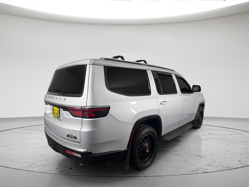 Used 2022 Silver Jeep Series III image 5