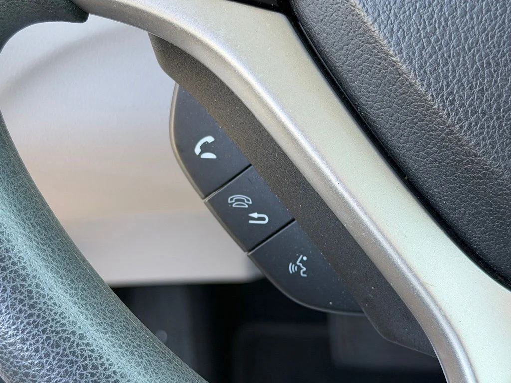 Used 2013  Honda LX image 15