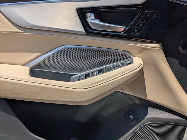 New 2026 Platinum White Pearl Acura Base image 29
