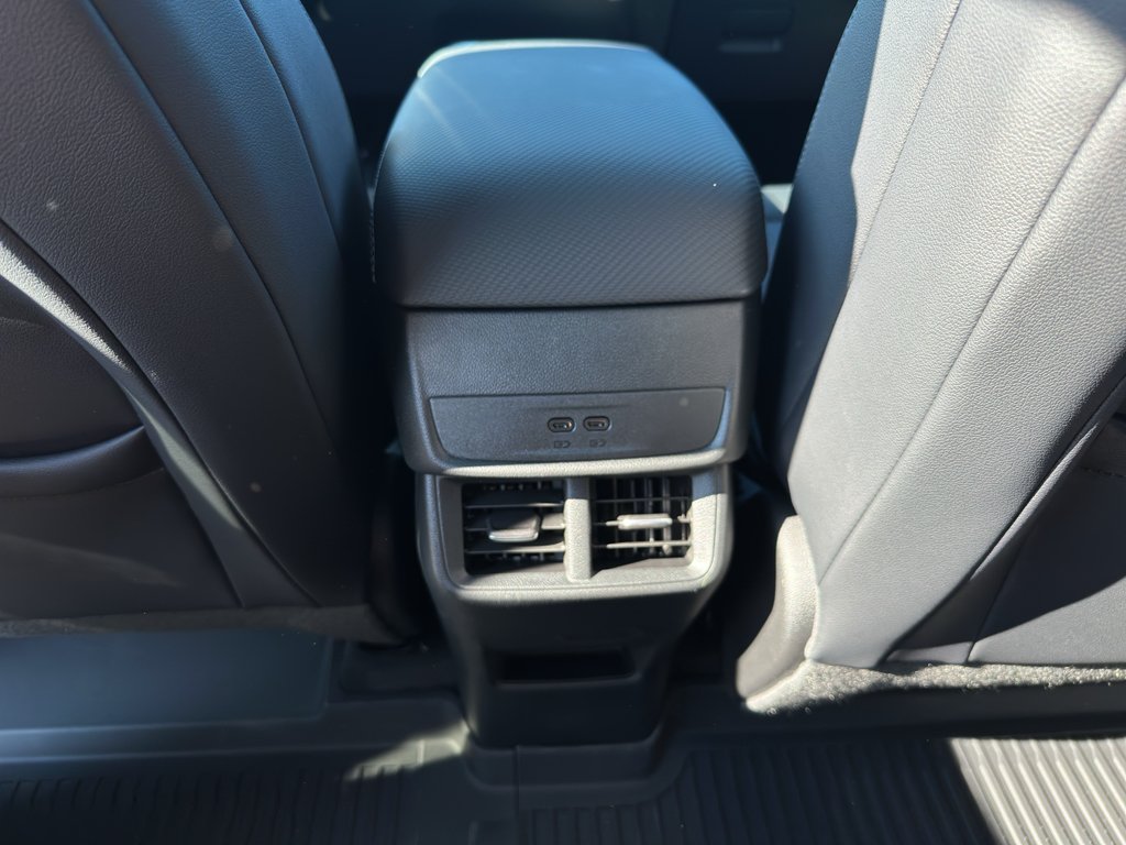 2027 Chevrolet Equinox LT - Photo 26