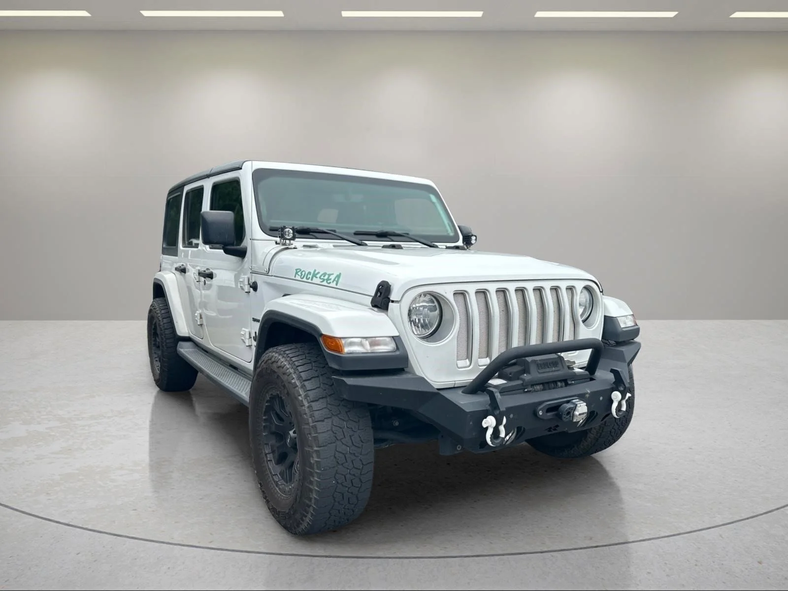 Used 2019 Bright White Clearcoat Jeep Sahara image 3
