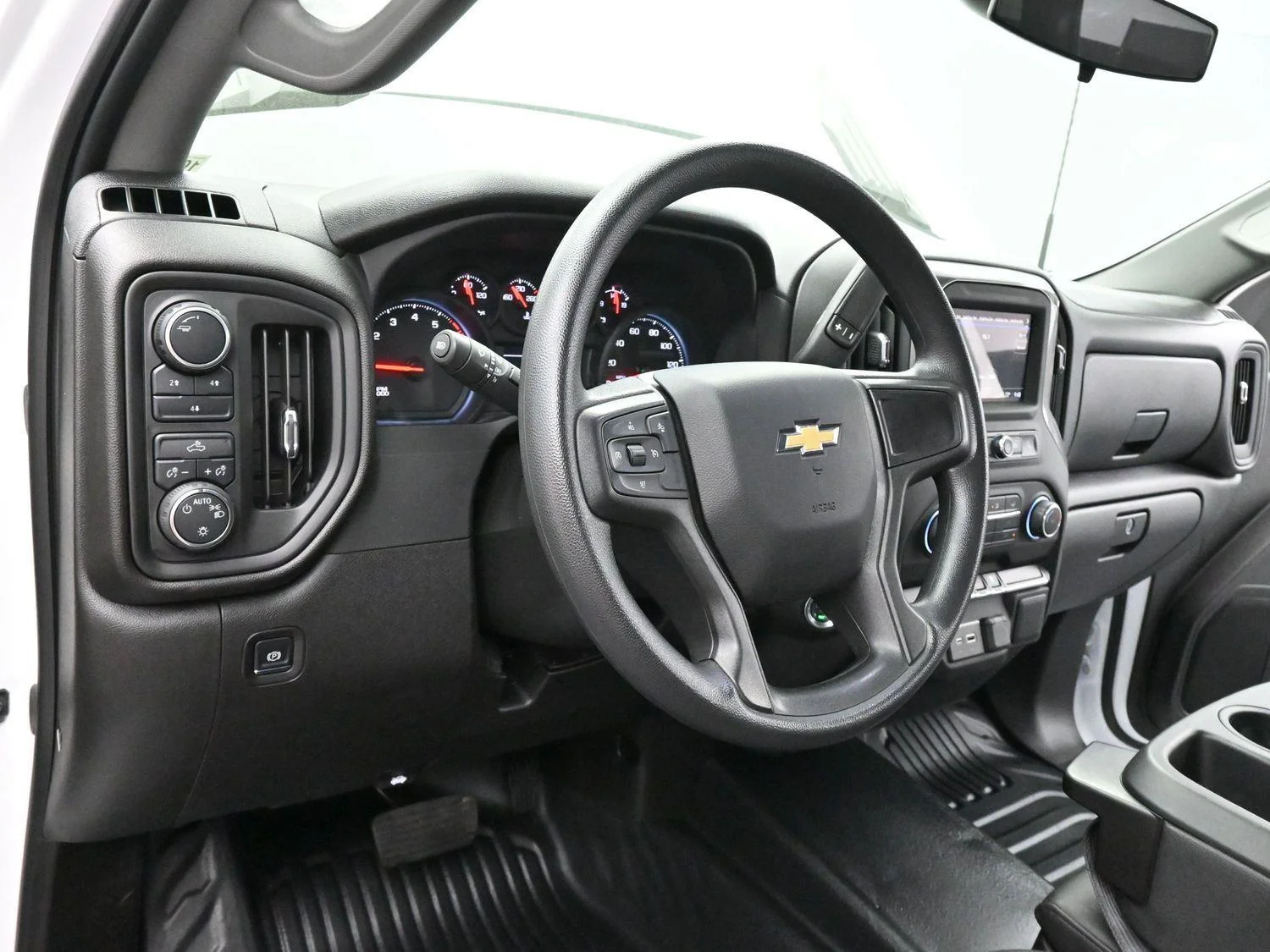 Used 2025 Summit White Chevrolet WT image 37
