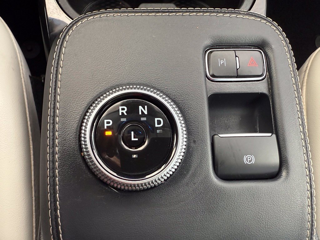 Used 2023 Vapor Blue Ford Premium image 38