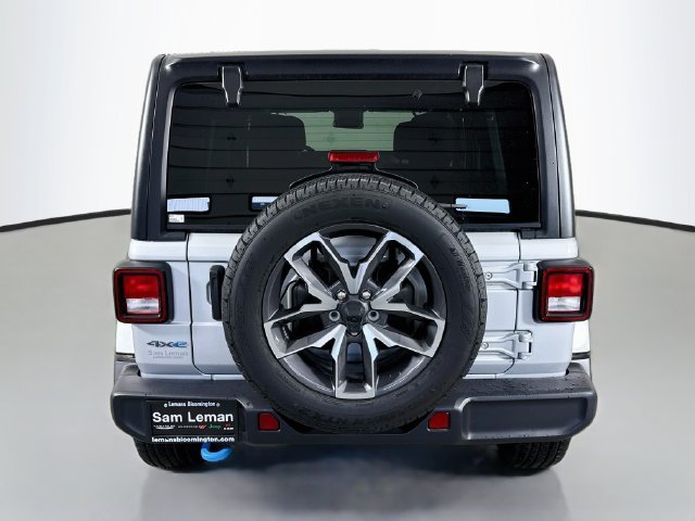 Used 2024 Silver Jeep Sport S 4xe image 6