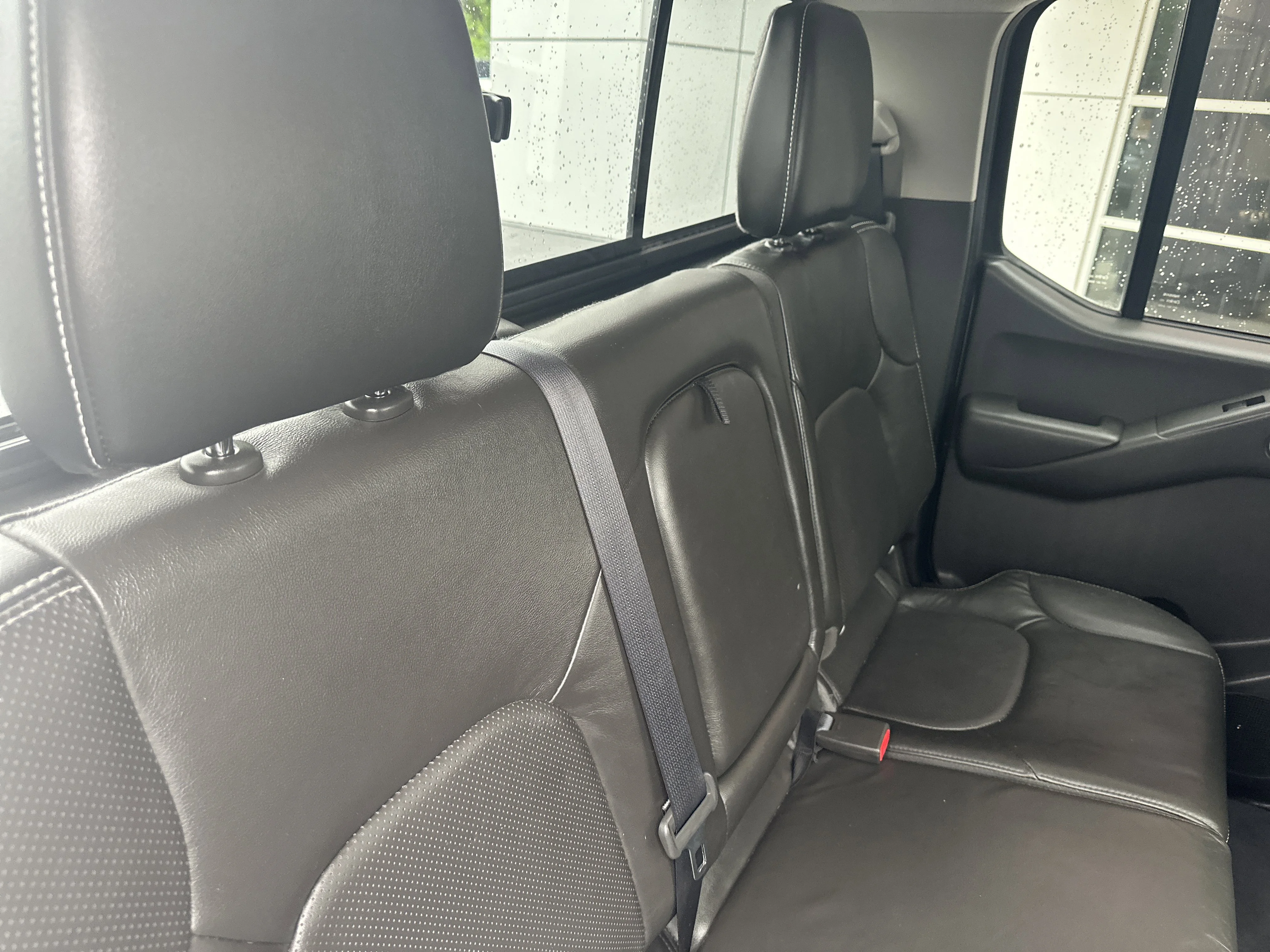 Used 2020 Glacier White Nissan PRO-4X image 30