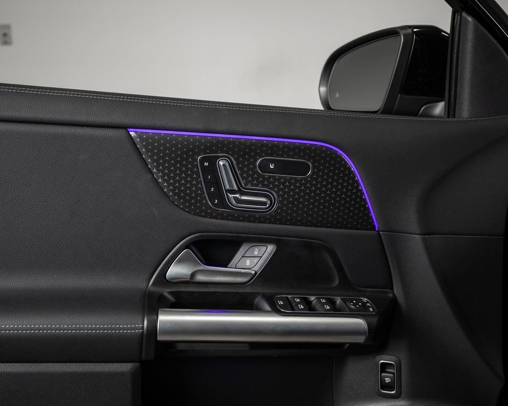 Certified Used 2025 Black Mercedes-Benz GLA 250 image 6