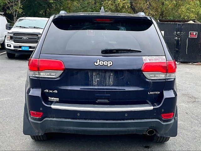 Used 2016 Blue Jeep Limited image 4