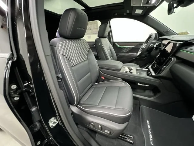 2027 GMC Acadia Denali - Photo 30