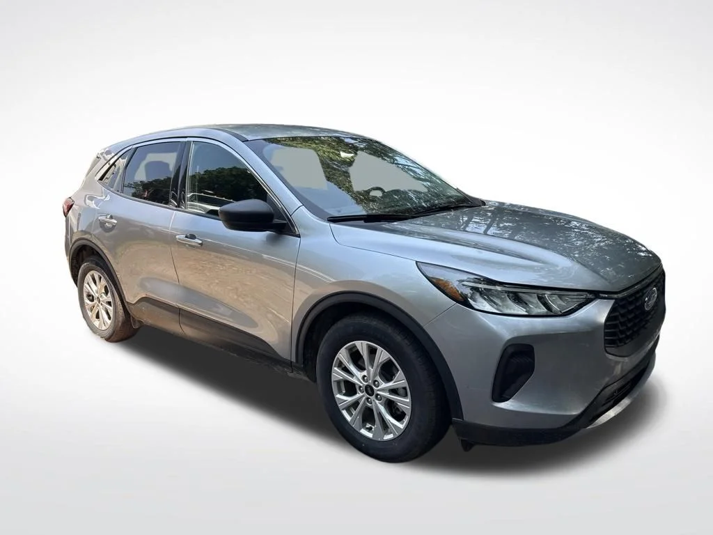 Used 2024 Silver Ford Active image 8