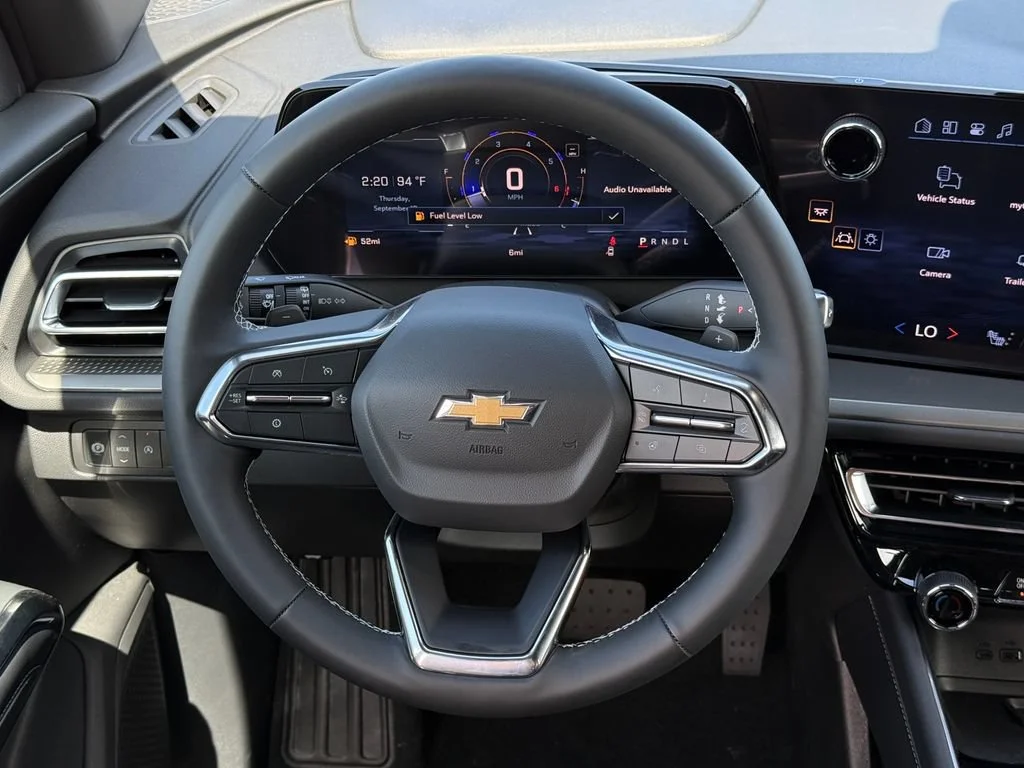 New 2027 Mosaic Black Metallic Chevrolet LT image 13