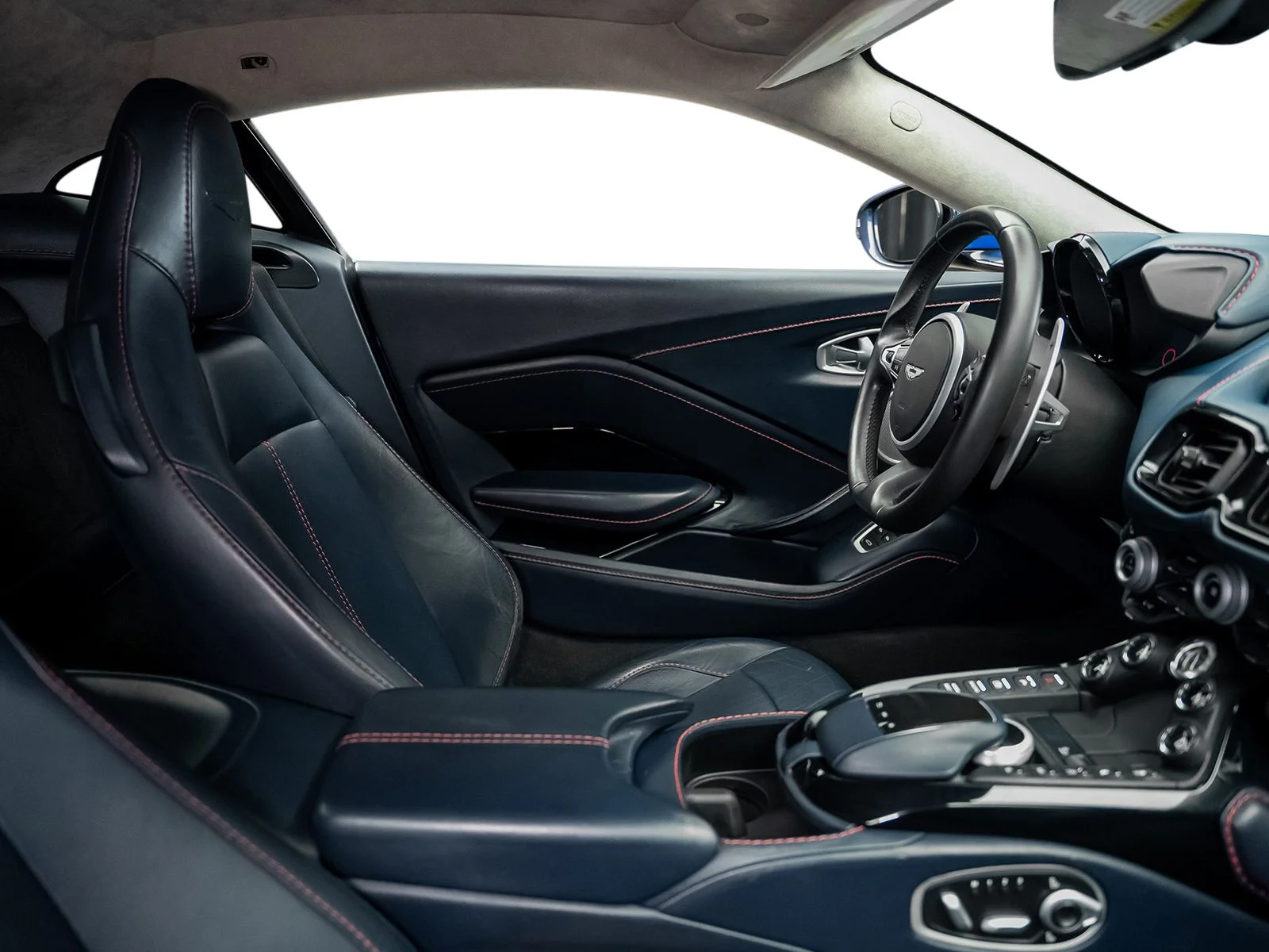 Used 2020 Blue Aston Martin Base image 57