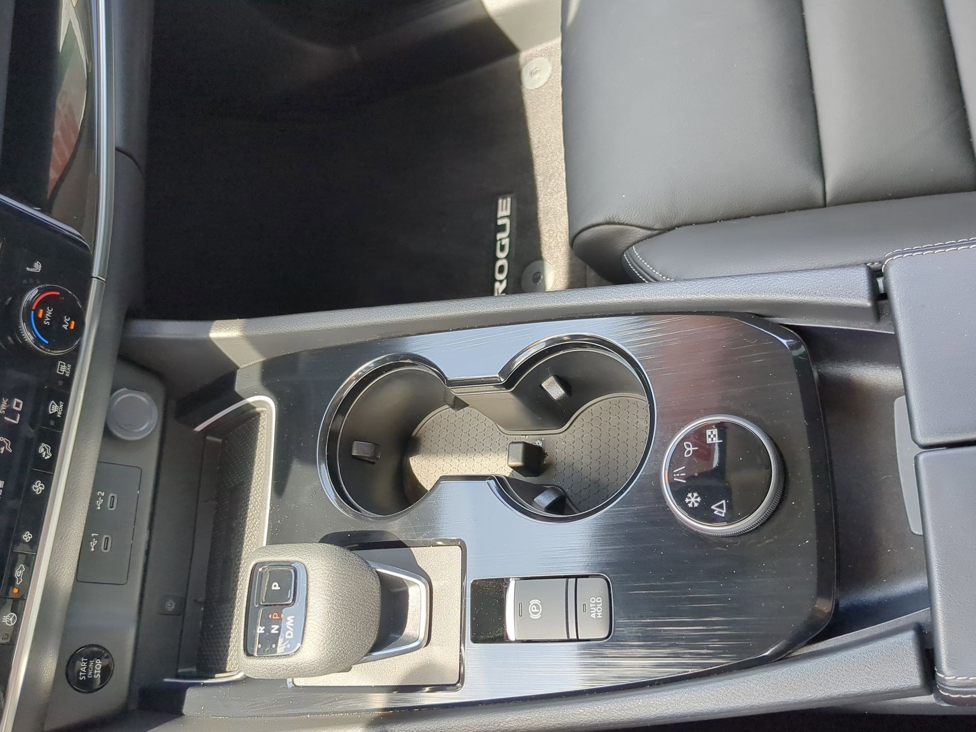 Used 2025 Boulder Gray Pearl Nissan SL image 19