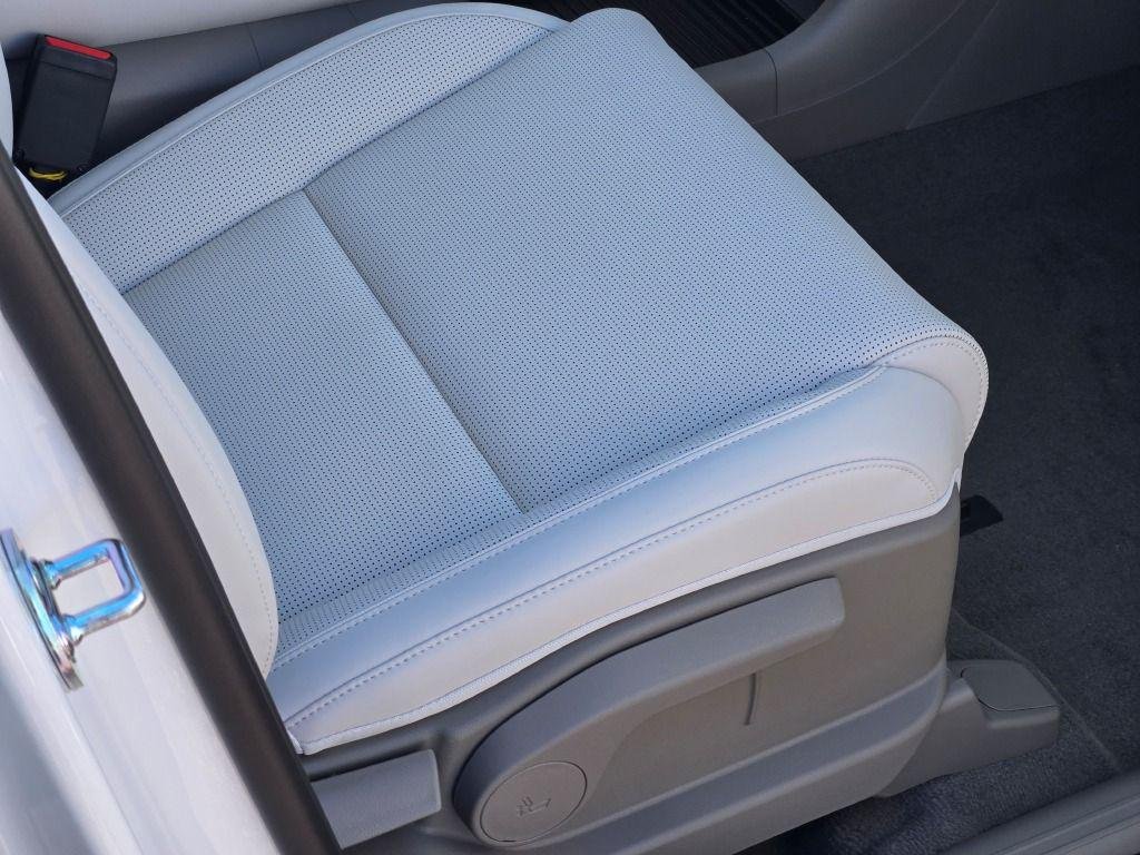 New 2026 White Pearl Hyundai SEL AWD image 6