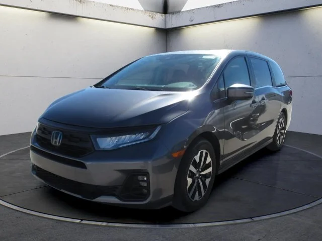 Certified Used 2025 Modern Steel Metallic Honda EX-L image 1