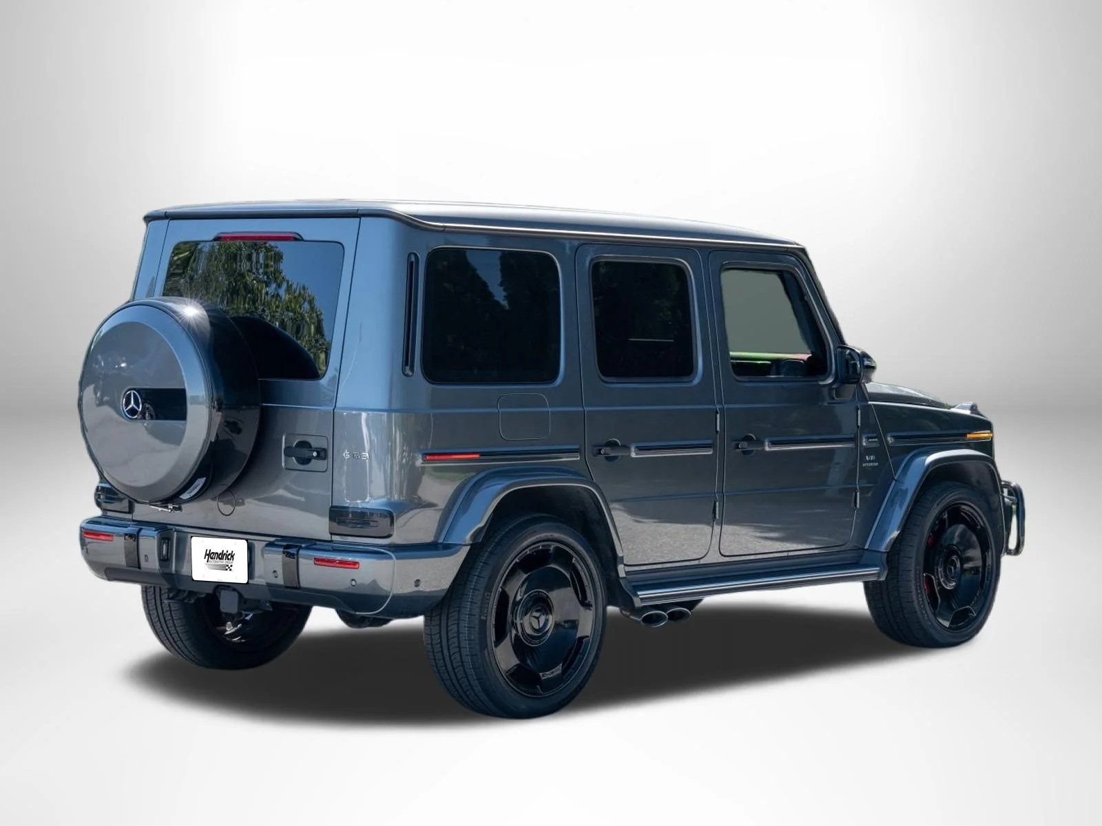 Used 2024 MANUFAKTUR Graphite Metallic Mercedes-Benz AMG® G 63 image 8