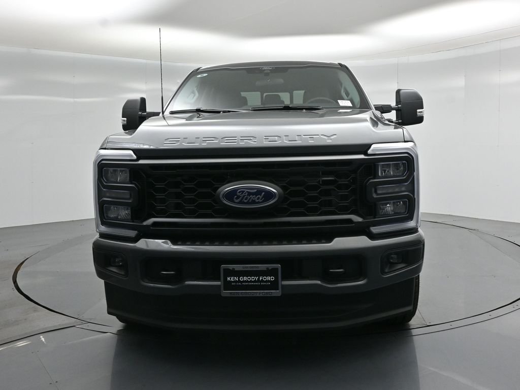 New 2026 Carbonized Gray Metallic Ford XL image 18