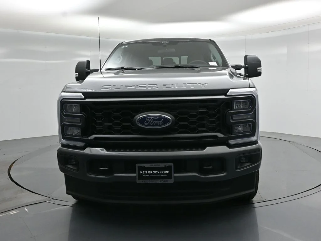 New 2026 Gray Ford XL image 18