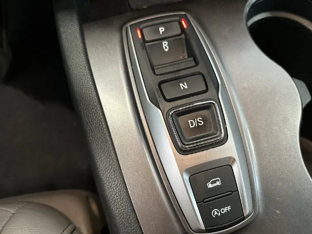 Used 2023  Honda EX-L image 30