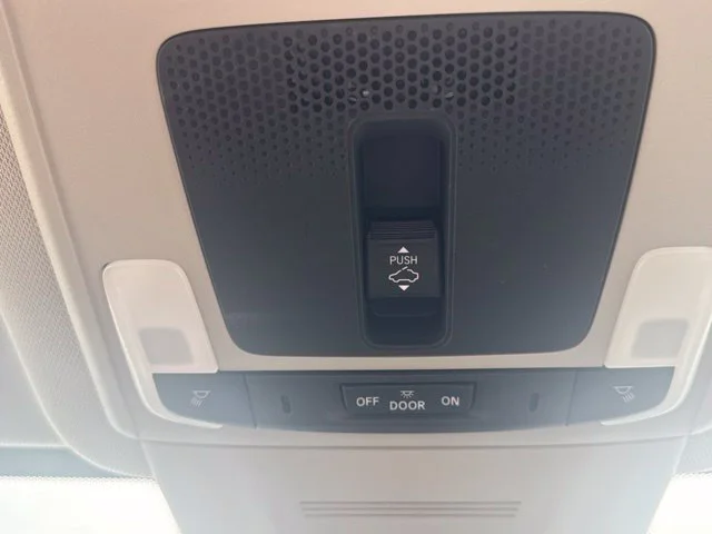 Used 2023  Honda EX-L image 33