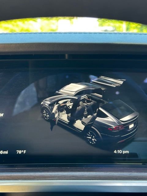 2024 Tesla Model X Long Range - Photo 33