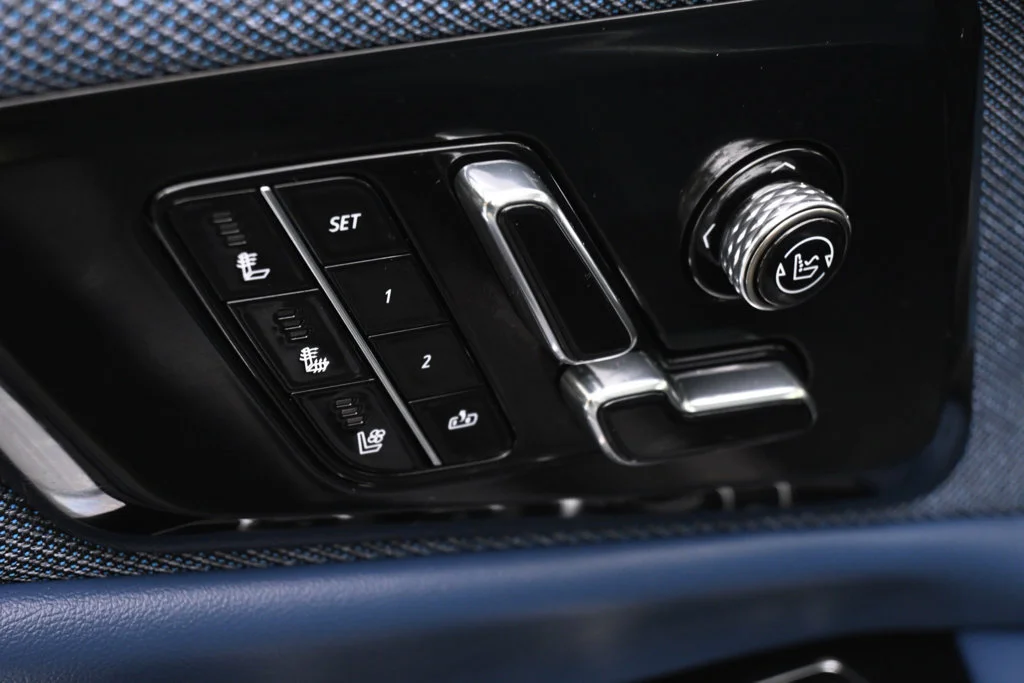 2026 Cadillac OPTIQ Premium Luxury - Photo 14