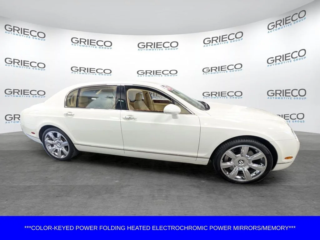 Used 2008 White Bentley Base image 7