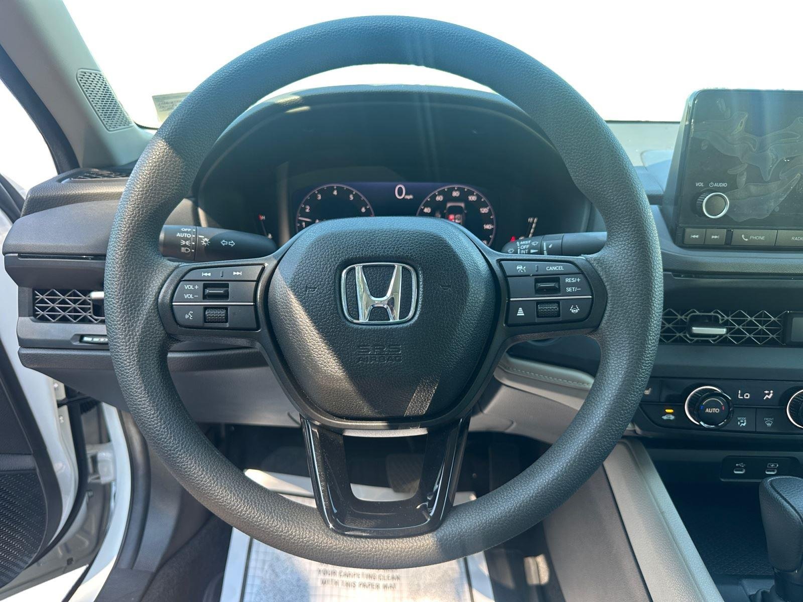 Used 2025 NH-883PX/PLATINUM Honda SE image 16