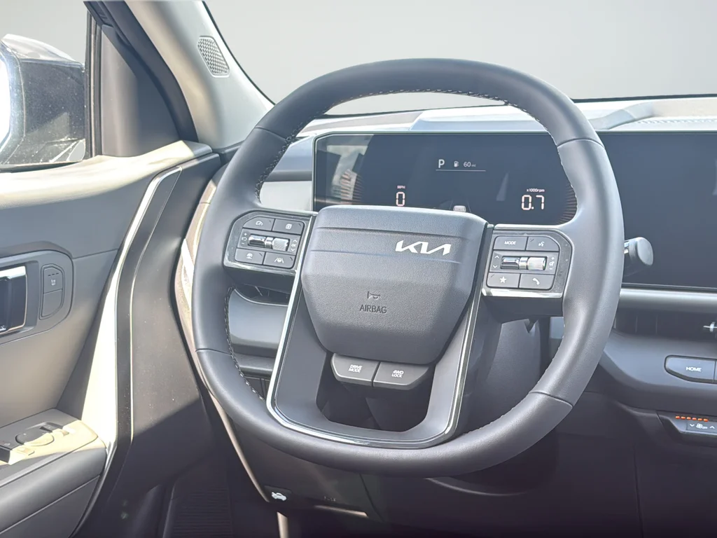 New 2027 Gray Kia S image 36