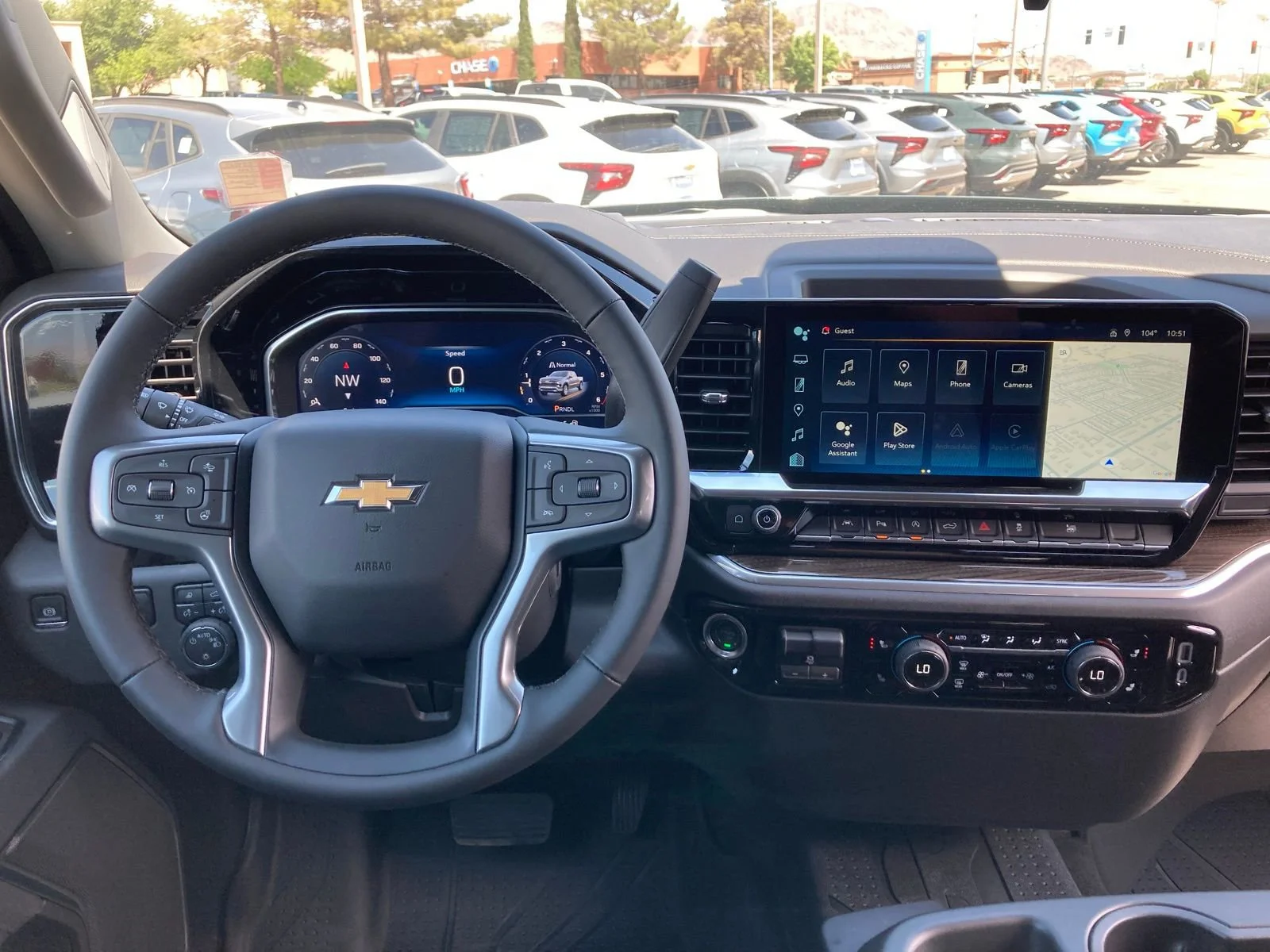 2025 Chevrolet Silverado 1500 LT - Photo 18