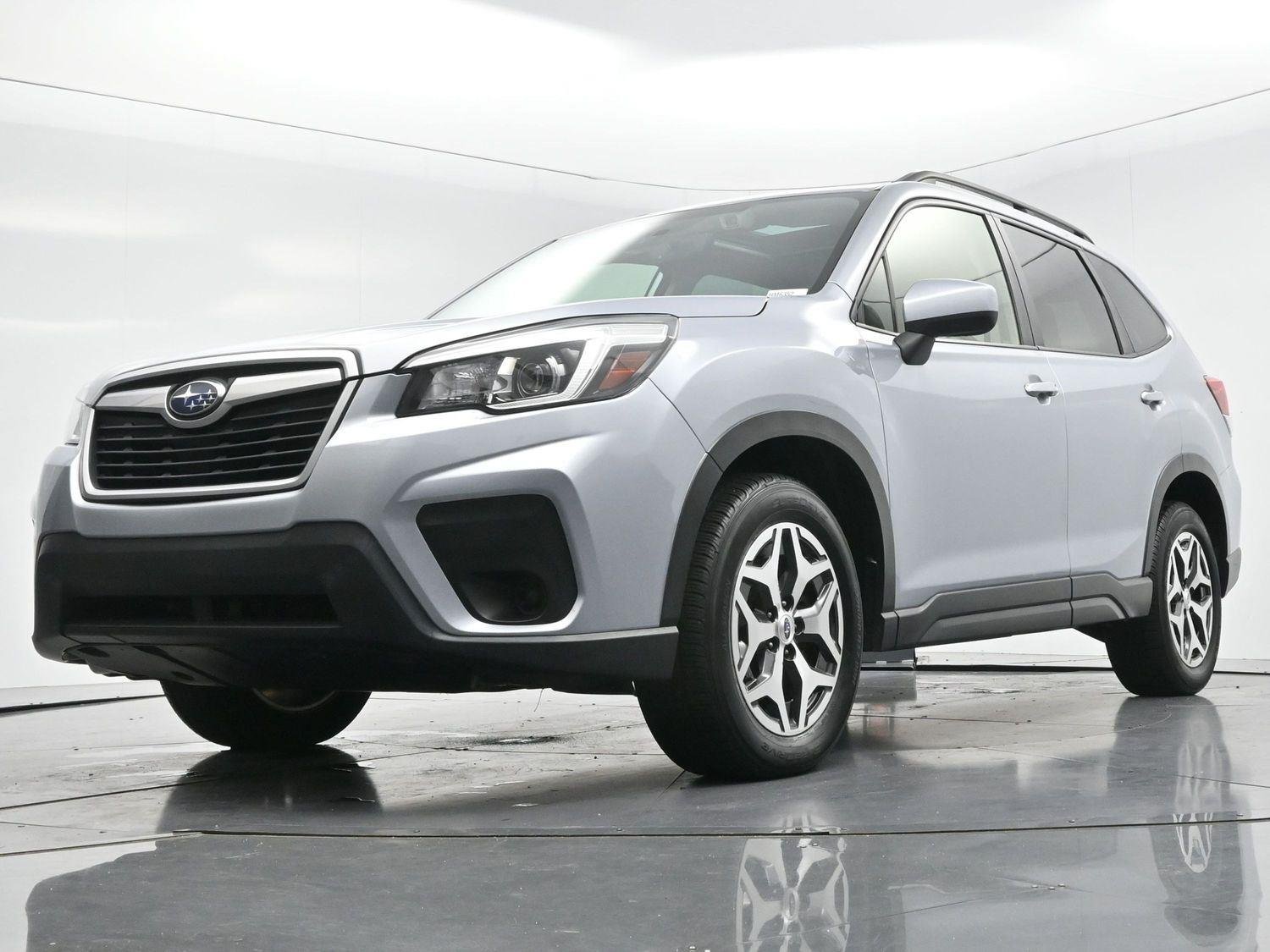 Used 2020 Ice Silver Metallic Subaru Premium image 43