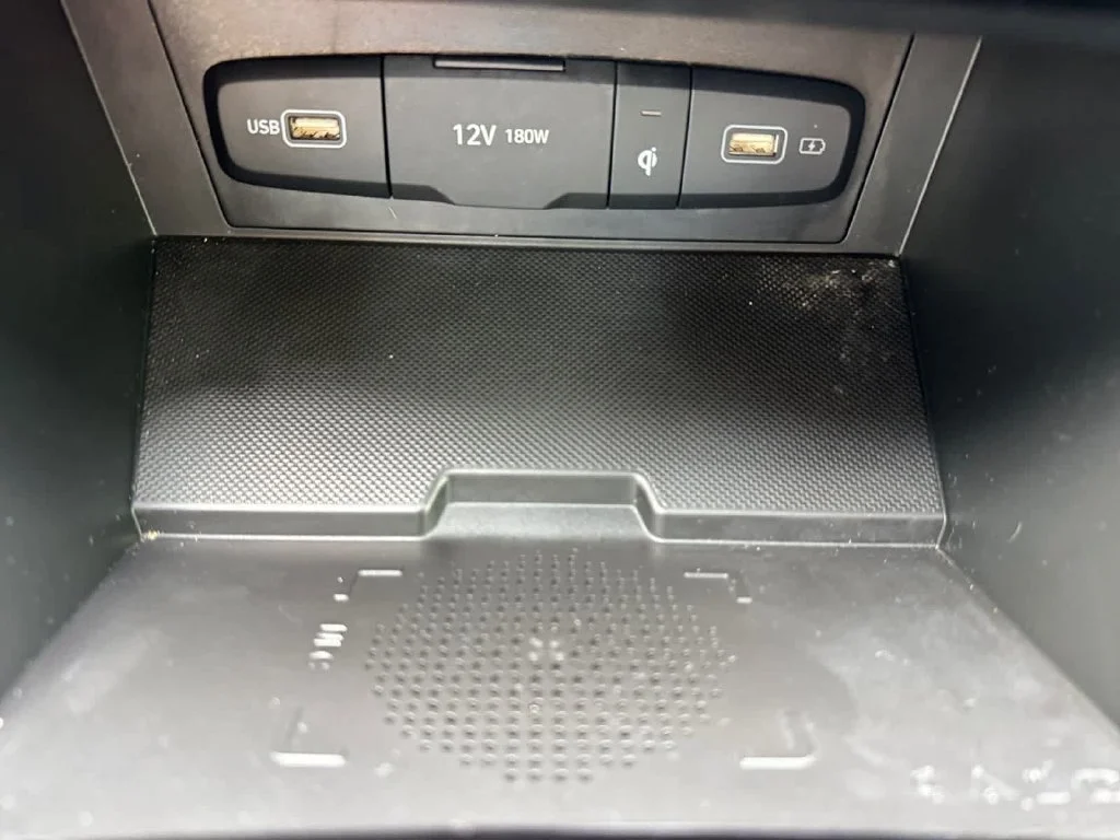 Used 2024 Black Hyundai Blue image 28