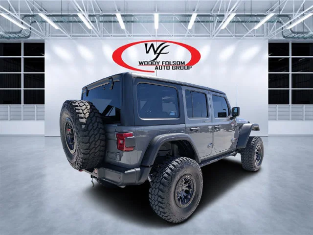 Used 2022 Gray Jeep Unlimited Rubicon image 3