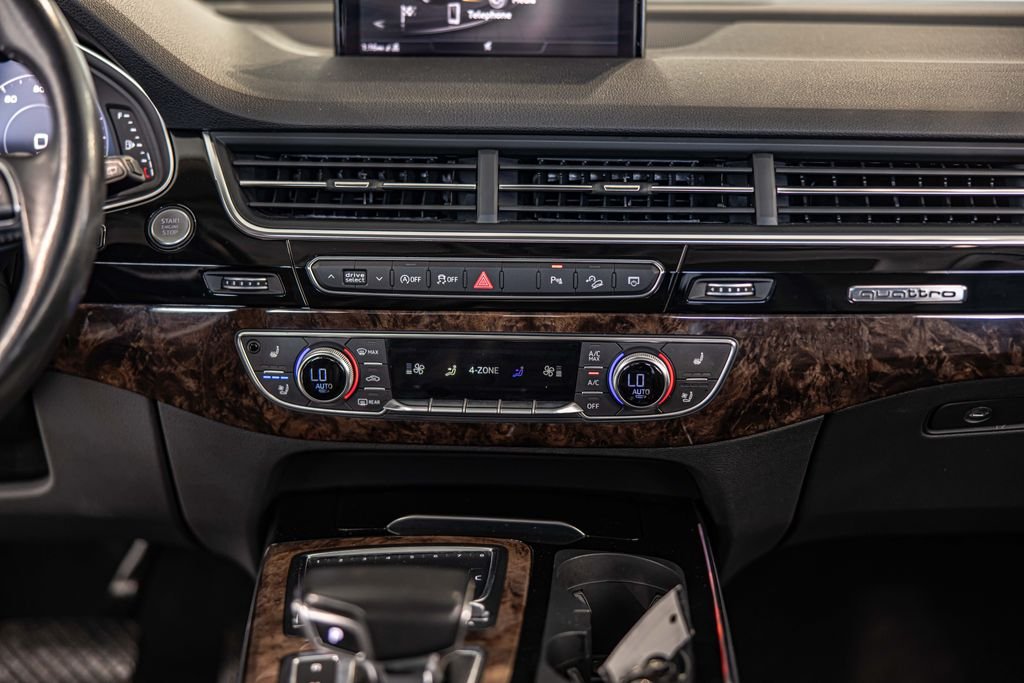 Used 2018  Audi 3.0T Prestige image 42