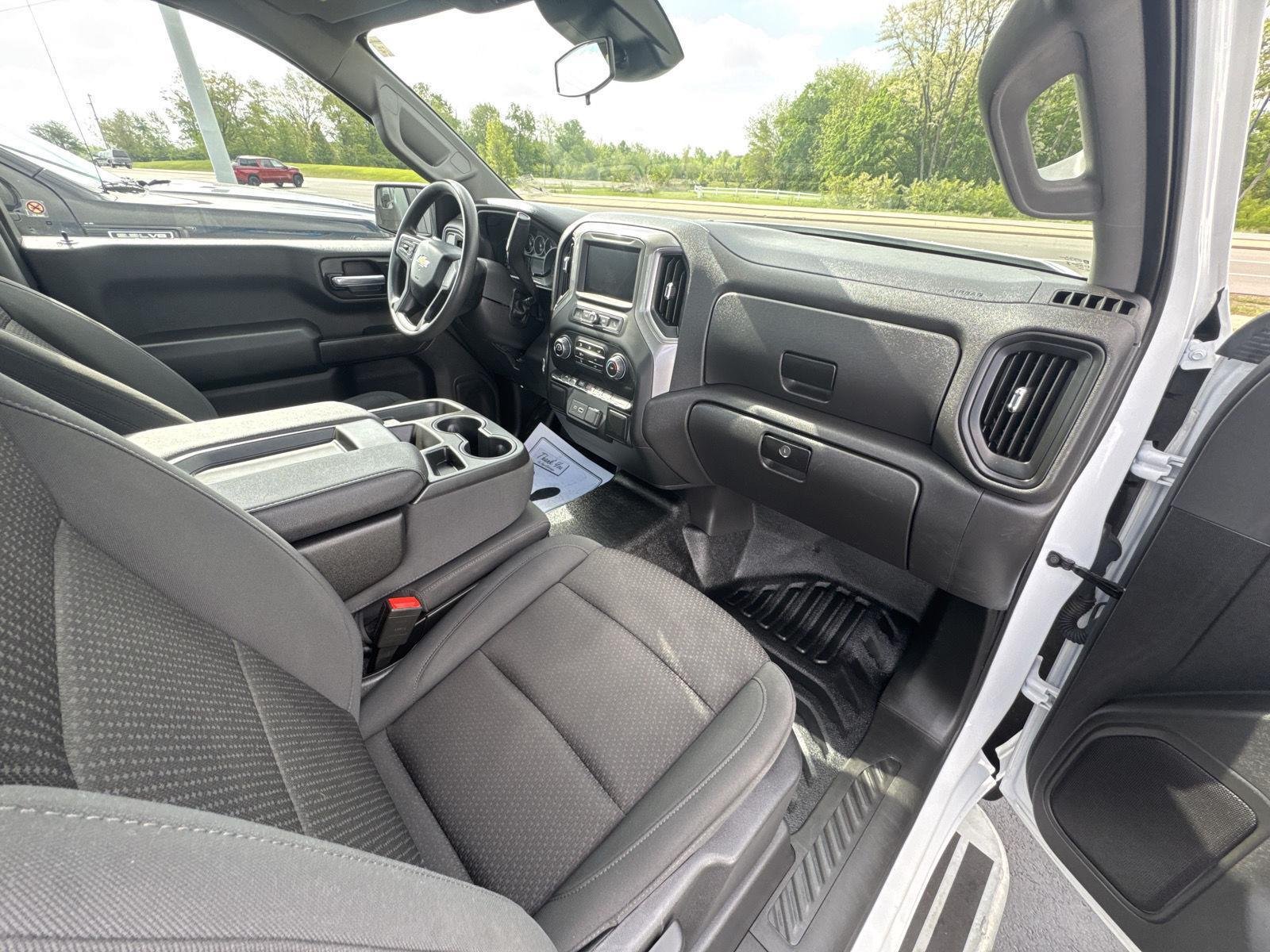 Used 2024 Summit White Chevrolet WT image 9