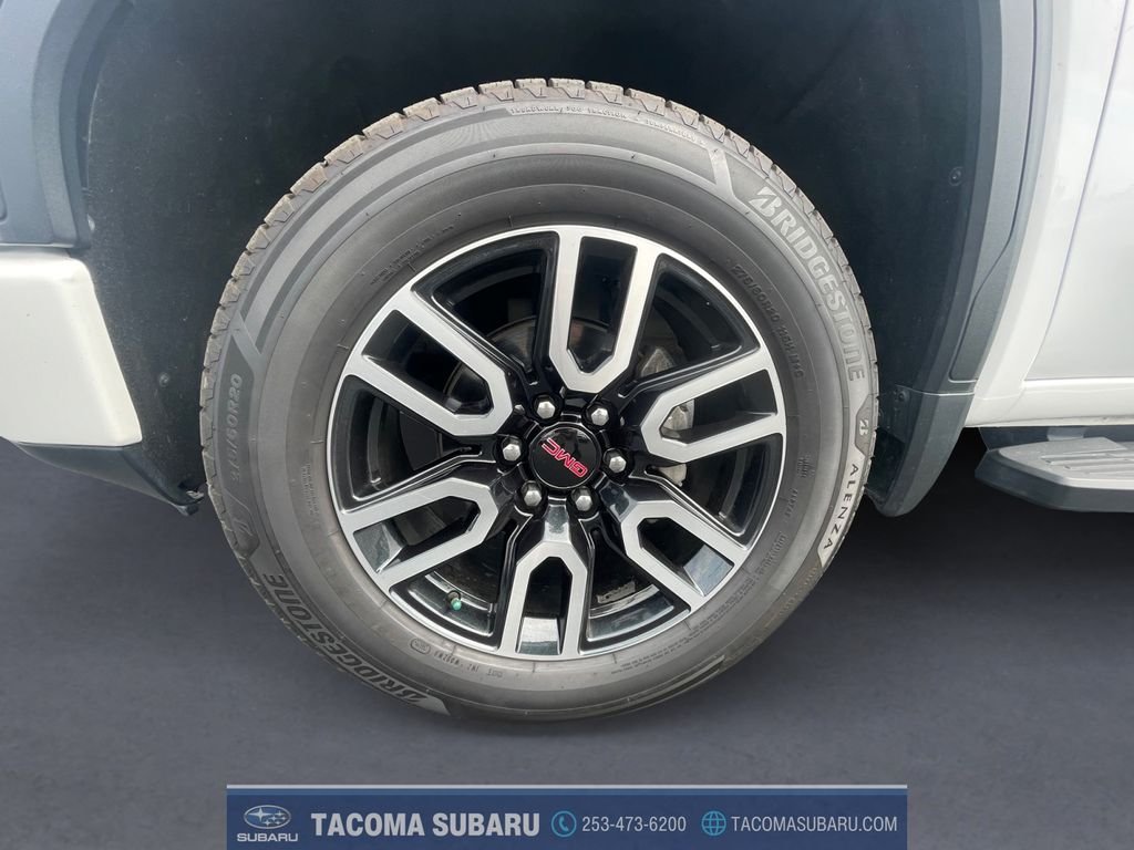 Used 2020 White GMC AT4 image 9
