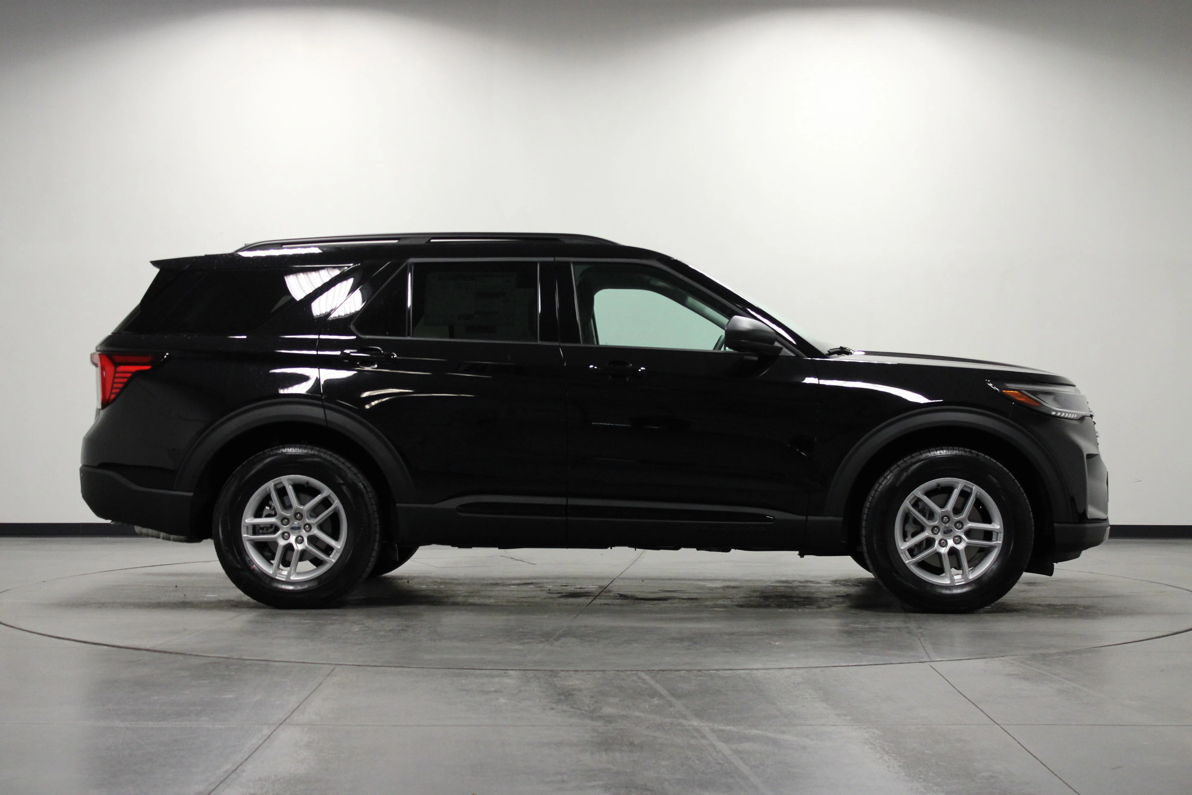 New 2026 Agate Black Metallic Ford Active image 3