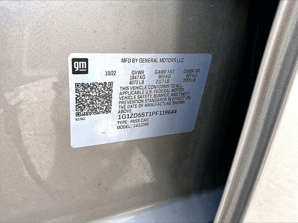 Used 2023 Mineral Gray Metallic Chevrolet LT image 32