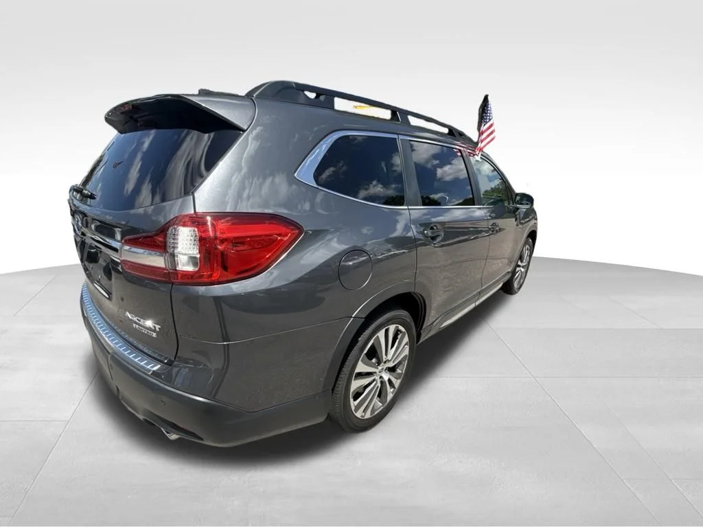 Used 2022 Gray Subaru Limited image 8