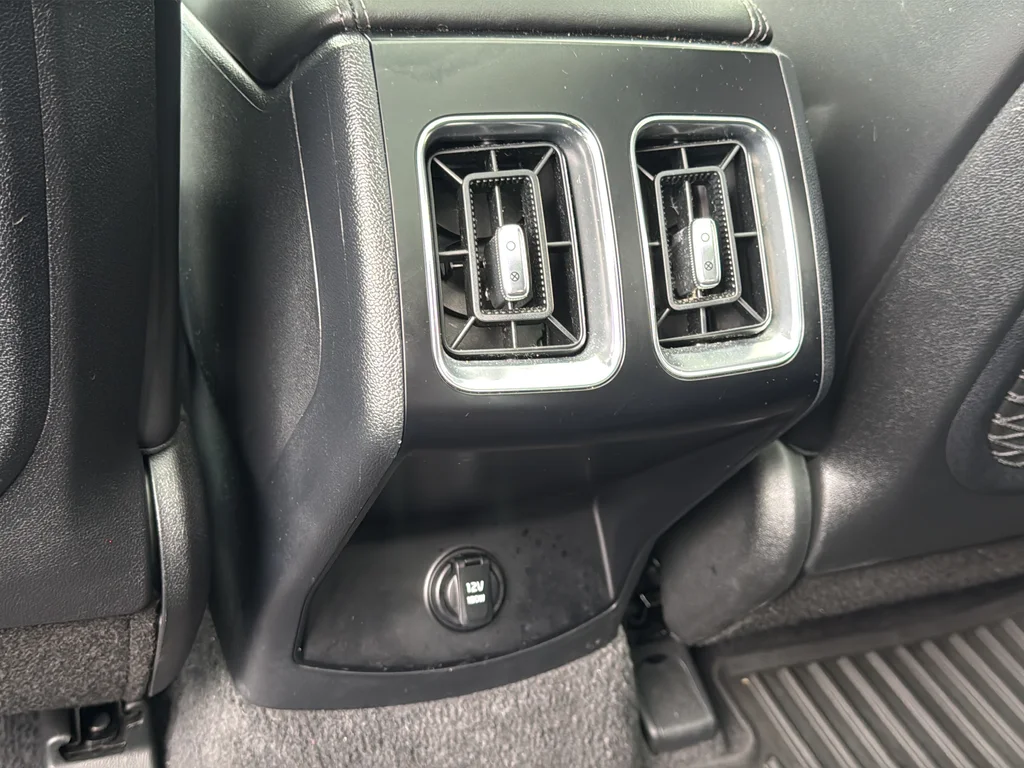 Used 2025 Black Kia EX image 17