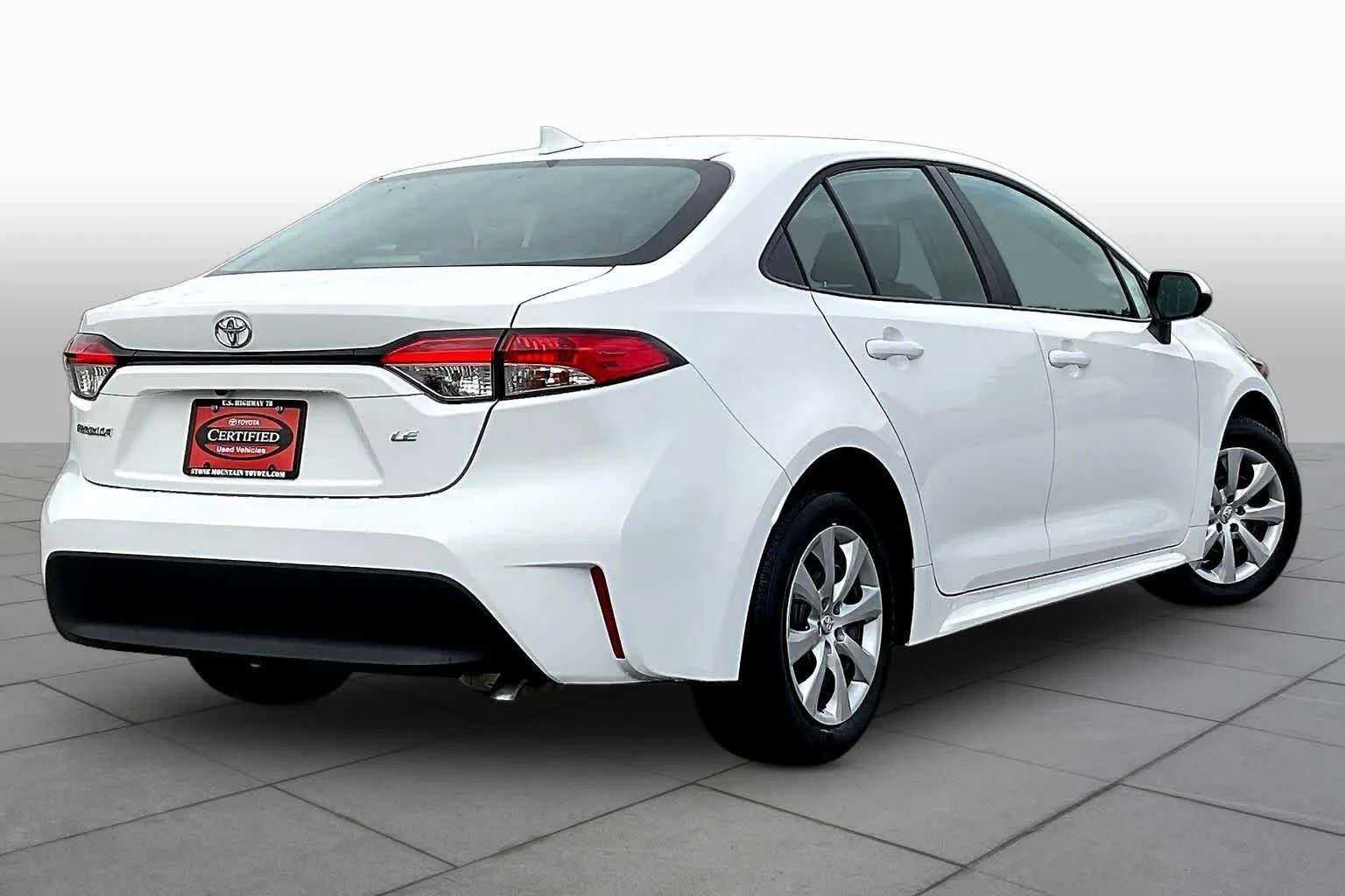 Used 2026 Ice Cap Toyota LE image 13