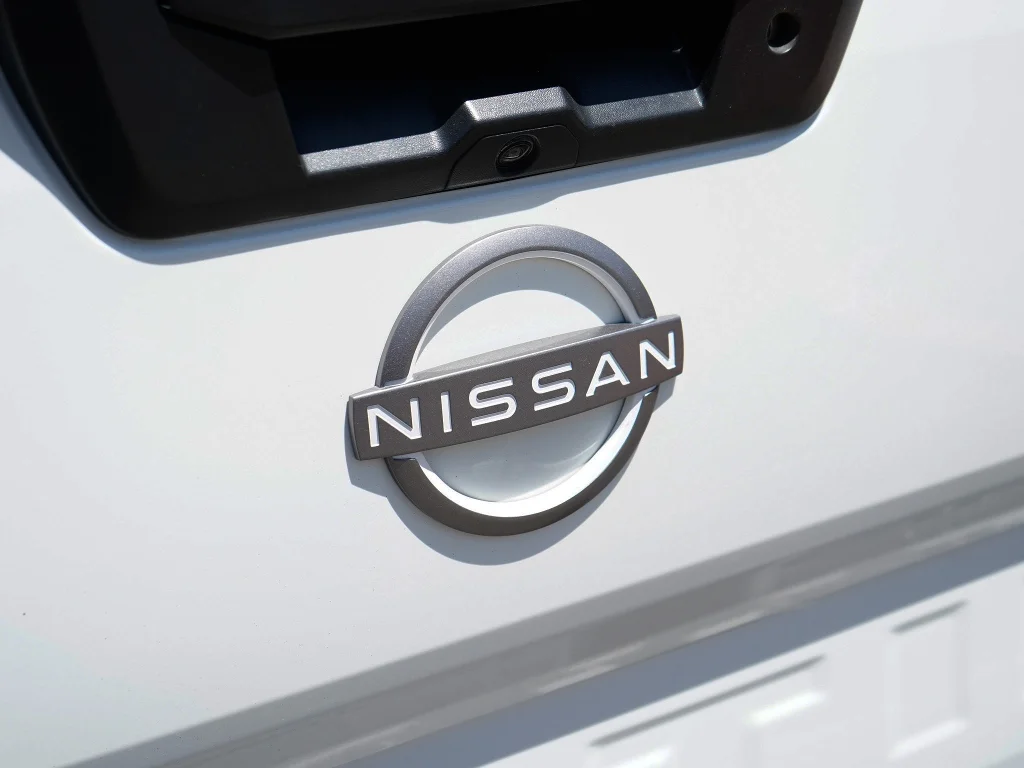 Used 2024 Glacier White Nissan S image 10