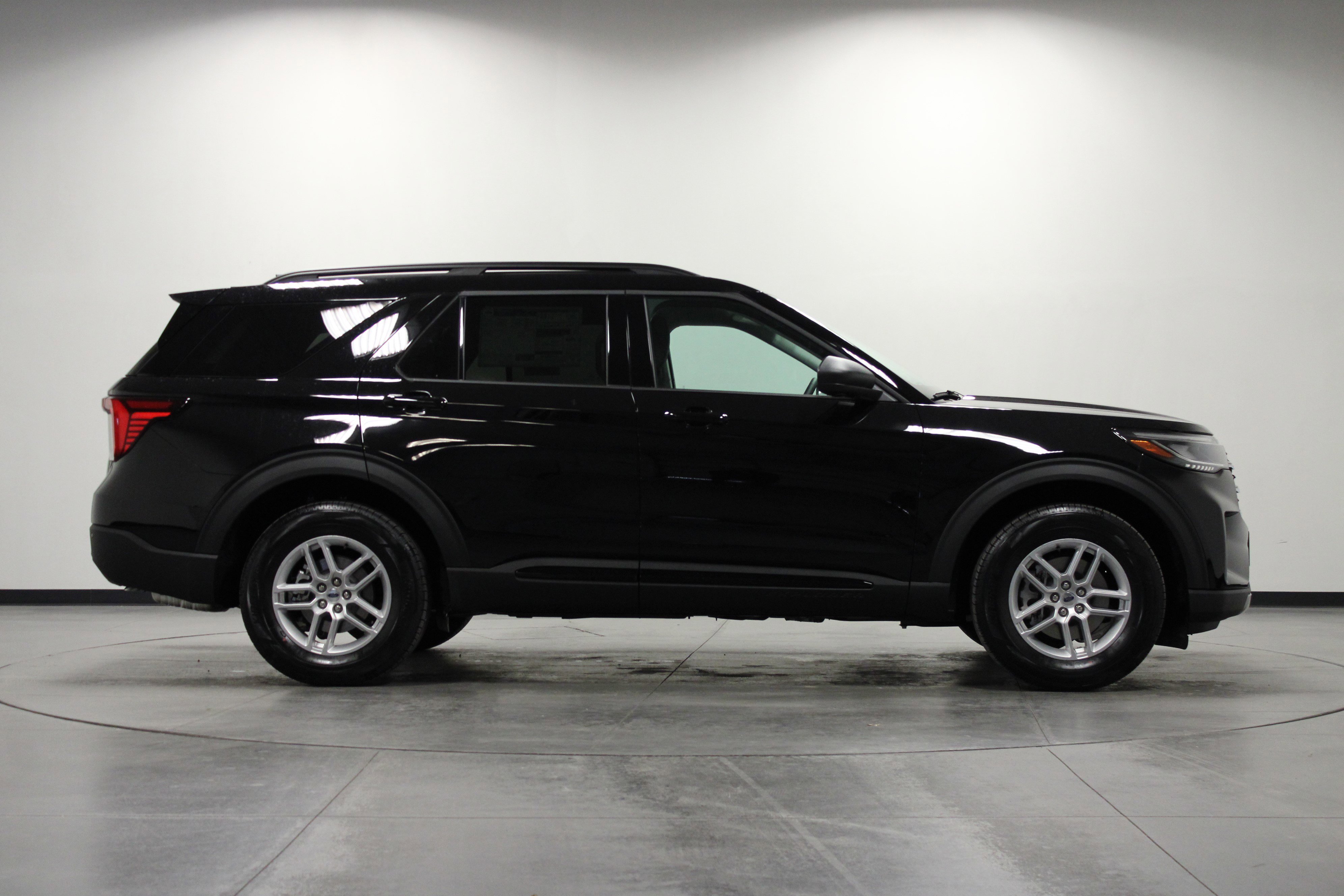 New 2026 Agate Black Metallic Ford Active image 3