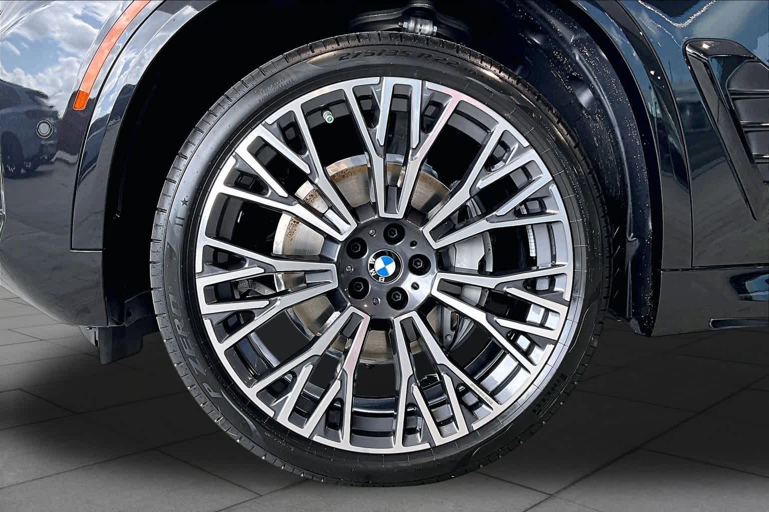 New 2026 Black Sapphire Metallic BMW sDrive40i image 11