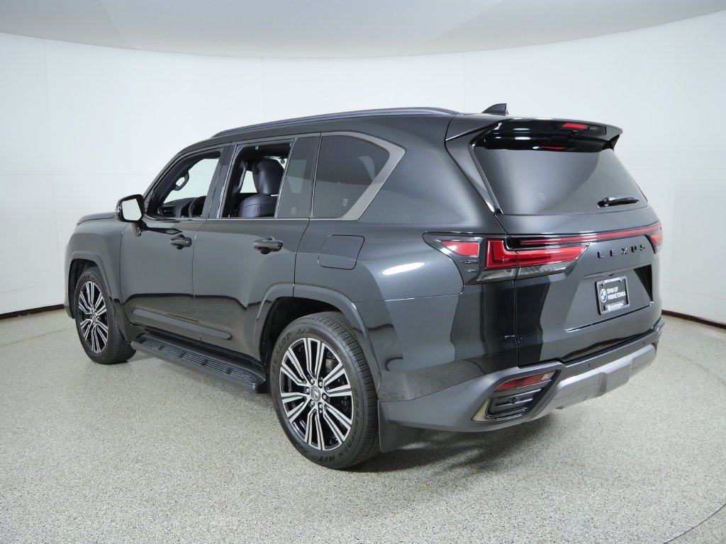 Used 2025 Black Lexus 600 Luxury image 14
