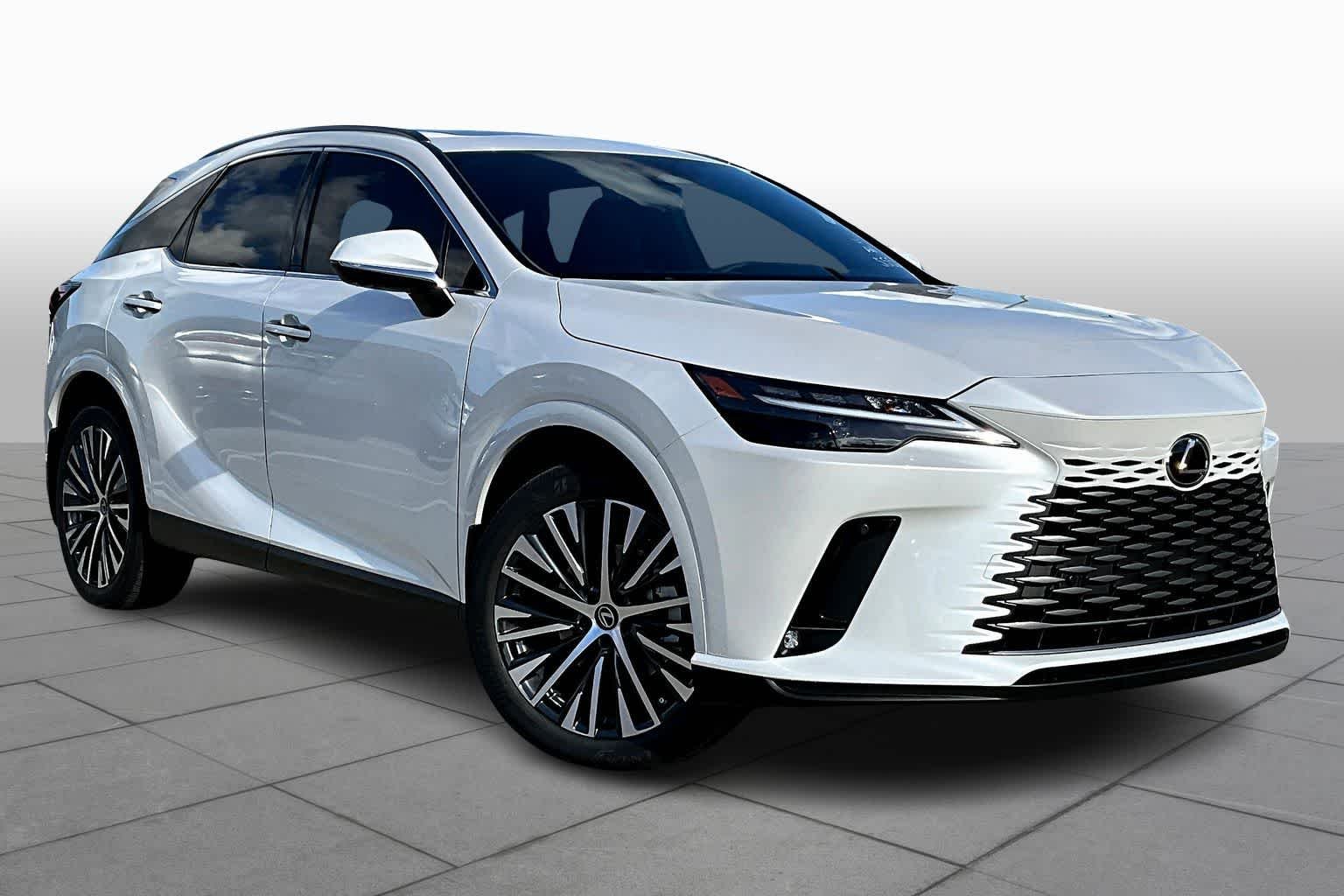 New 2026 Eminent White Pearl Lexus Premium+ image 2