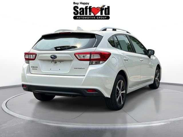 Used 2019 White Subaru 2.0i Premium image 8