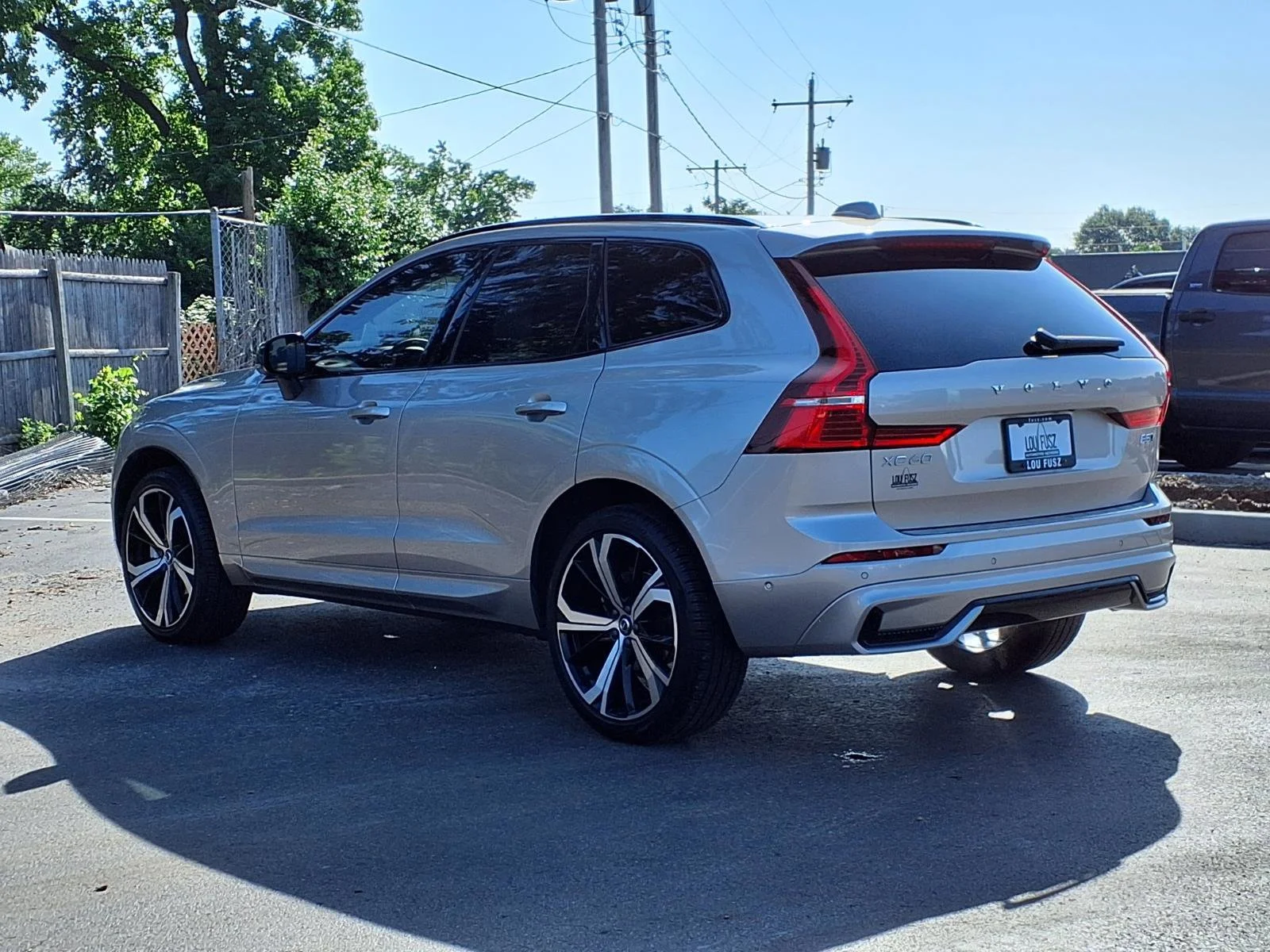Used 2025 Bright Dusk Metallic Volvo Ultra image 33