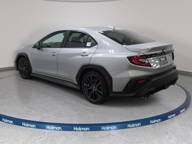 Used 2023 Ice Silver Metallic Subaru Limited image 8